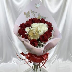 White Roses with red roses perimeter one golden Butterfly G1-42050