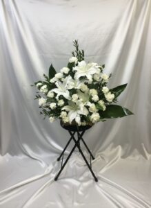 White lily_s & white carnation G1-42092